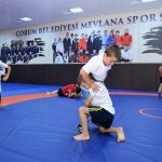 Yaz spor okullarında yeni şampiyonlar yetişiyor