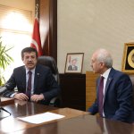 Bakan Zeybekci'den Belediye'ye ziyaret