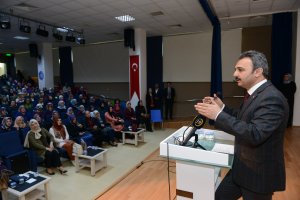 Başkan Külcü, kadınlara referandumla ilgili bilgi verdi