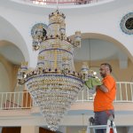 Camilerde Ramazan temizliği sürüyor