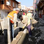 Başkan Külcü, kaldırım çalışmasını inceledi