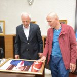 Başkan Gül’ün resmini halıya dokudu