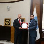 Yesevi Derneği’nden Başkan Gül’e teşekkür ziyareti