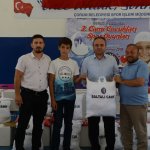 3. Cami çocukları spor oyunlarında malzemeler dağıtıldı