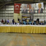 Yetim gülerse dünya güler