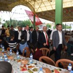 Belediye Mimarsinan’da binlerce kişiye iftar verdi