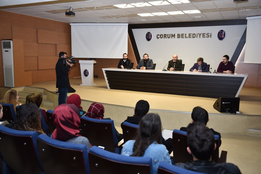 MYO’lu öğrencilerden Belediye basın birimine ziyaret