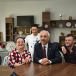 Başkan Gül, Down Sendromlularla pasta kesti