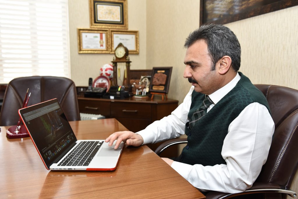 Başkan Külcü AA'nın "Yılın Fotoğrafları" oylamasına katıldı