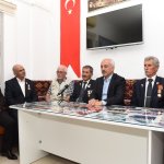 Başkan Gül’den Gaziler Derneği’ne ziyaret