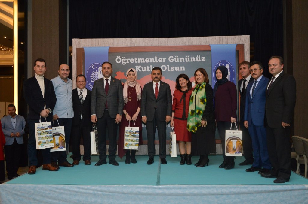 Öğretmenlik atanarak yapılacak bir iş değil, adanarak yaşanacak bir sevdadır