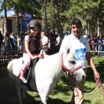 Çocuklar gönüllerince eğlendi