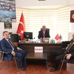 Başkan Gül, mahalle muhtarlarını ziyaret etti