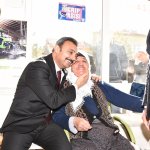 Başkan Külcü'ye Ortaköy'de sevgi seli