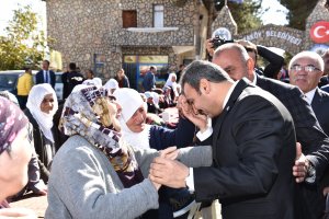Başkan Külcü'ye Ortaköy'de sevgi seli