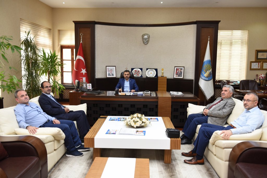 Eski Çorum Müftüsü Ahmet Çelik’ten Külcü’ye ziyareti