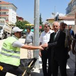 Belediye, Küçükabdullah Caddesi’ni asfaltlıyor