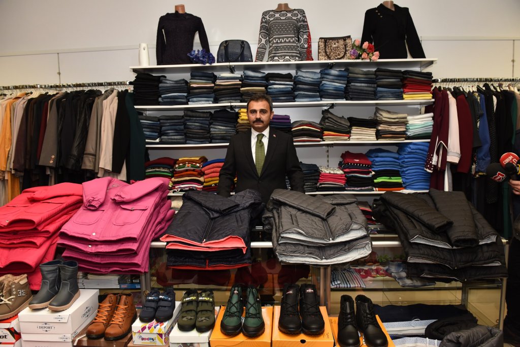 2 bin öğrenciye kışlık kıyafet yardımı