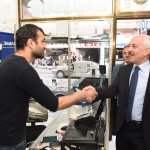 Esnaf, Başkan Gül’ü gülle karşıladı