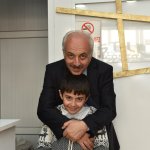 Esnaf, Başkan Gül’ü gülle karşıladı