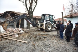Erzurum Dede Türbesi ile çevresi modern bir görünüme kavuşacak