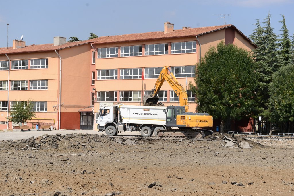 Belediye’den eğitime büyük destek