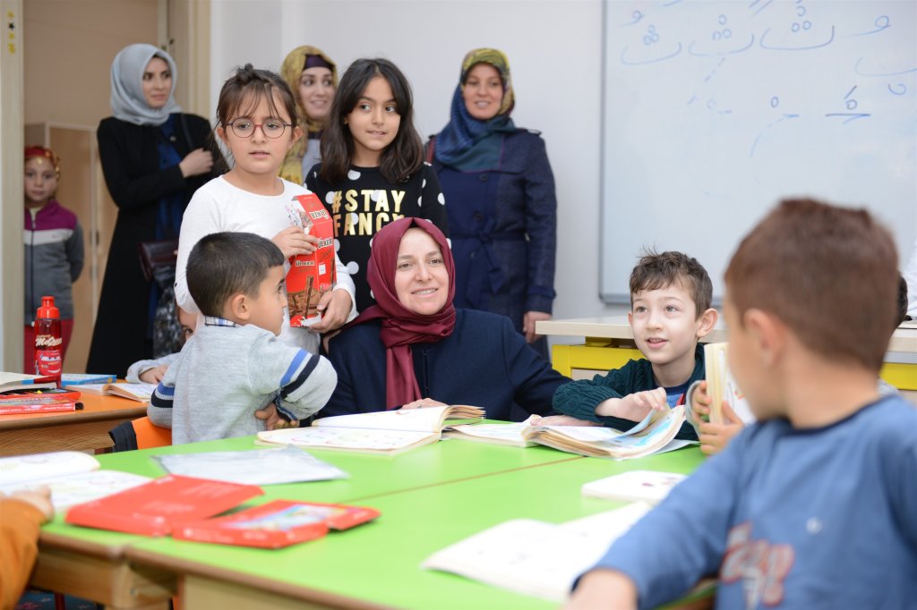 Hatice Külcü’den Mahalle Kur’an kurslarına ziyaret