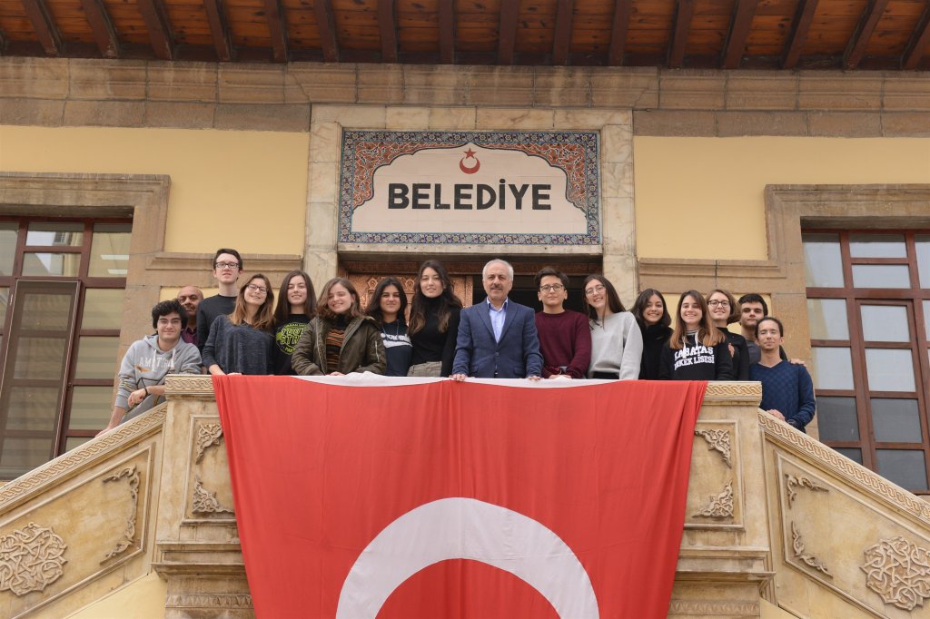 Başkan Gül, “öğrencilerimizin bu davranışları geleceğimiz adına beni çok ümitlendirdi”