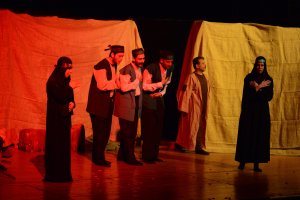 “Bir Garip Üveys, Kül ve Gül Mevsimi” büyük beğeni topladı