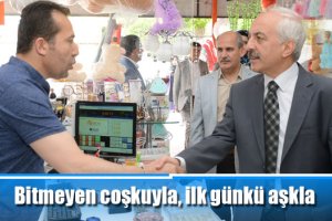 Bitmeyen coşkuyla, ilk günkü aşkla