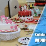 Kadınlar en güzel yaş pastayı yapmak için yarıştı