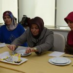 Kadınlar en güzel yaş pastayı yapmak için yarıştı