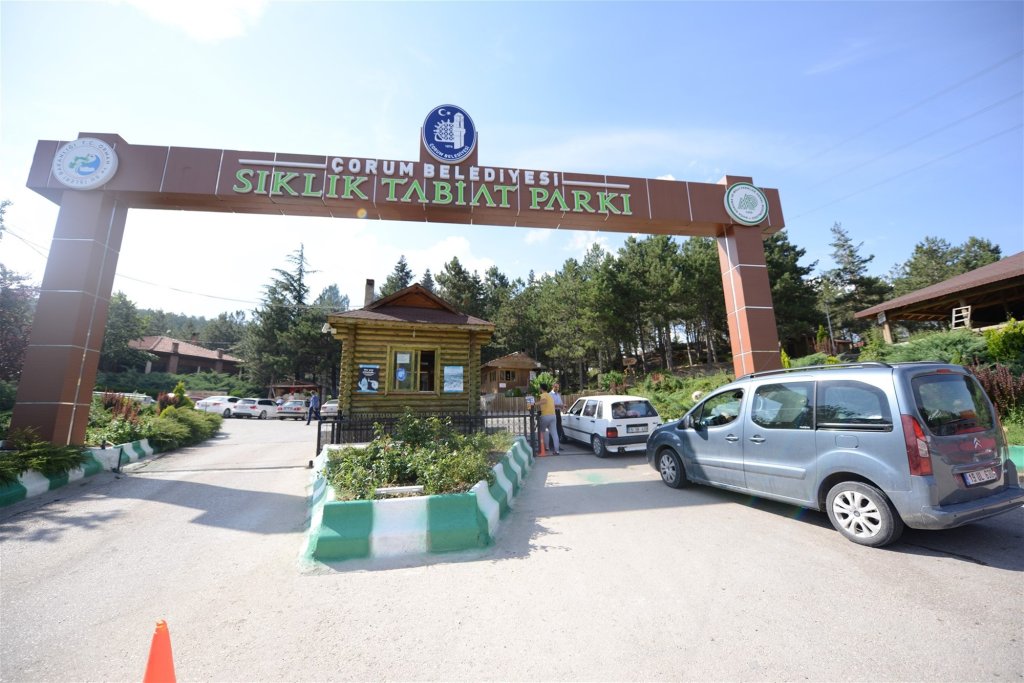 Vatandaşlar mesire alanlarında hoş vakit geçiriyor