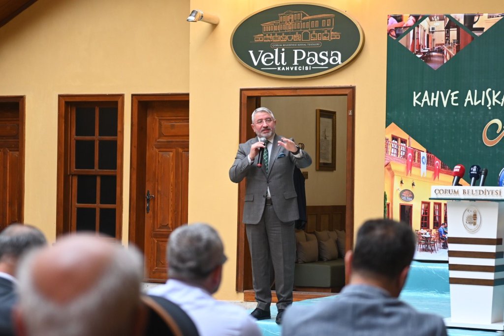 Veli Paşa Kahvecisi Açıldı