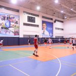 Kırmızı Şimşekler’den voleybol takımına destek