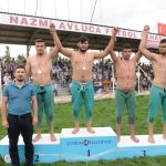 Karakucak güreşleri izleyenleri mest etti