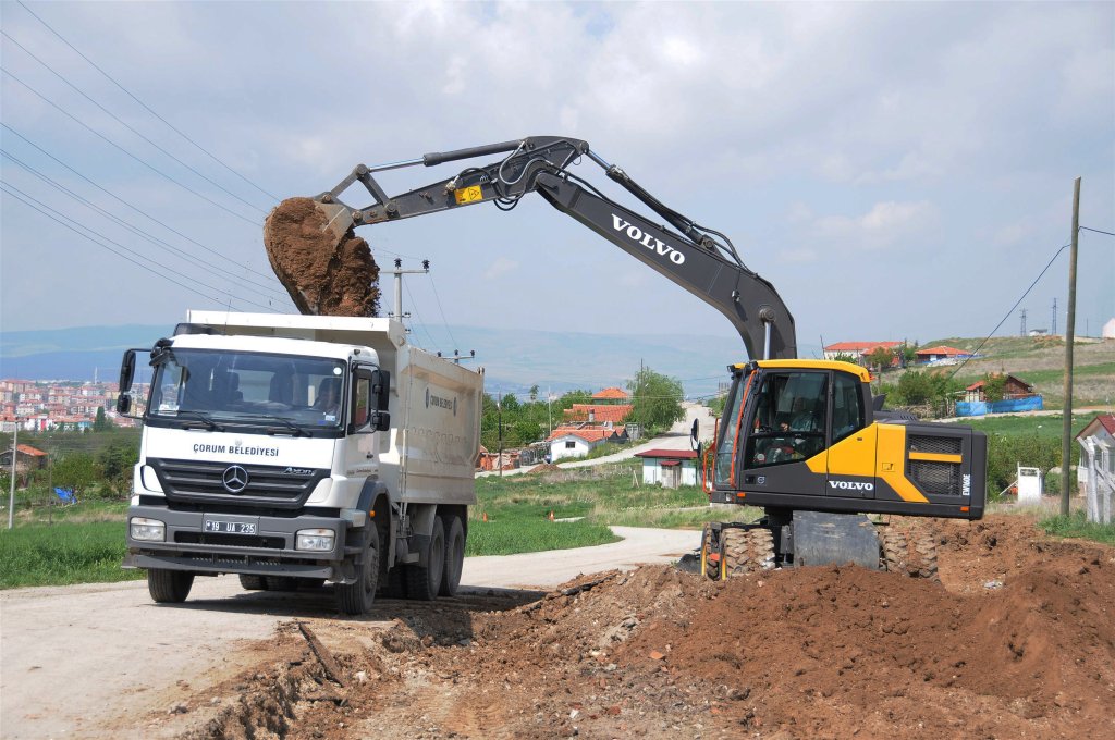 Yukarı Kapaklı Bağları’na 20 metre genişliğinde yeni yol