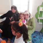 Anne Karslı, oğlu adına yaptırılan Kur’an Kursunu ziyaret etti