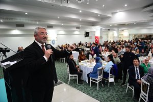 Başkan Aşgın’dan Öğretmenlere Jest