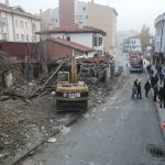Tehlike Arz Eden Metruk Bina Yıkıldı