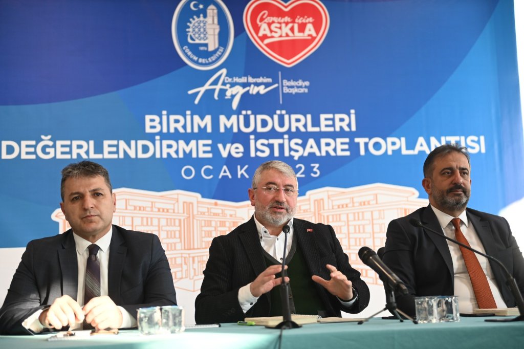 “Çorum Belediyesi bir yıldız gibi parlıyor”