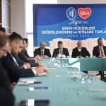 “Çorum Belediyesi bir yıldız gibi parlıyor”