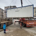 Belediye, afet bölgesine çadır ve seyyar tuvalet gönderiyor