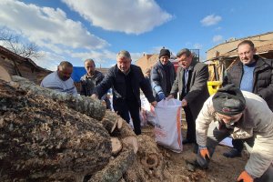 Depremzedeler için işbirliği
