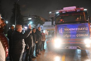 Çorum Belediyesi tüm imkânlarıyla depremzedelerin yanında 