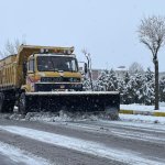 Belediyeden karla mücadelede etkin çalışma
