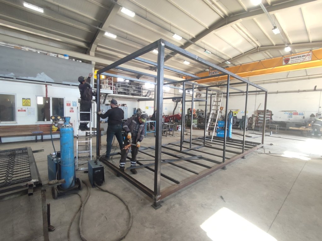 Belediye, deprem bölgesi için “konteyner” kampanyası