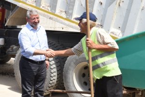 “Şehrimize hizmet eden tüm emekçi kardeşlerimizin günü kutlu olsun”