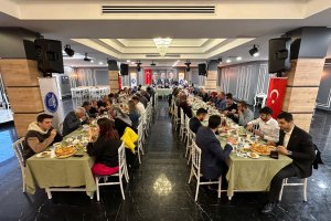 Başkan Aşgın, muhtarlarla iftarda buluştu