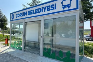 Belediye, klimalı durakları artık kendisi üretiyor